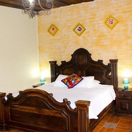 Hotel El Mirador Anexo 1 Santa Lucia Milpas Altas Екстер'єр фото