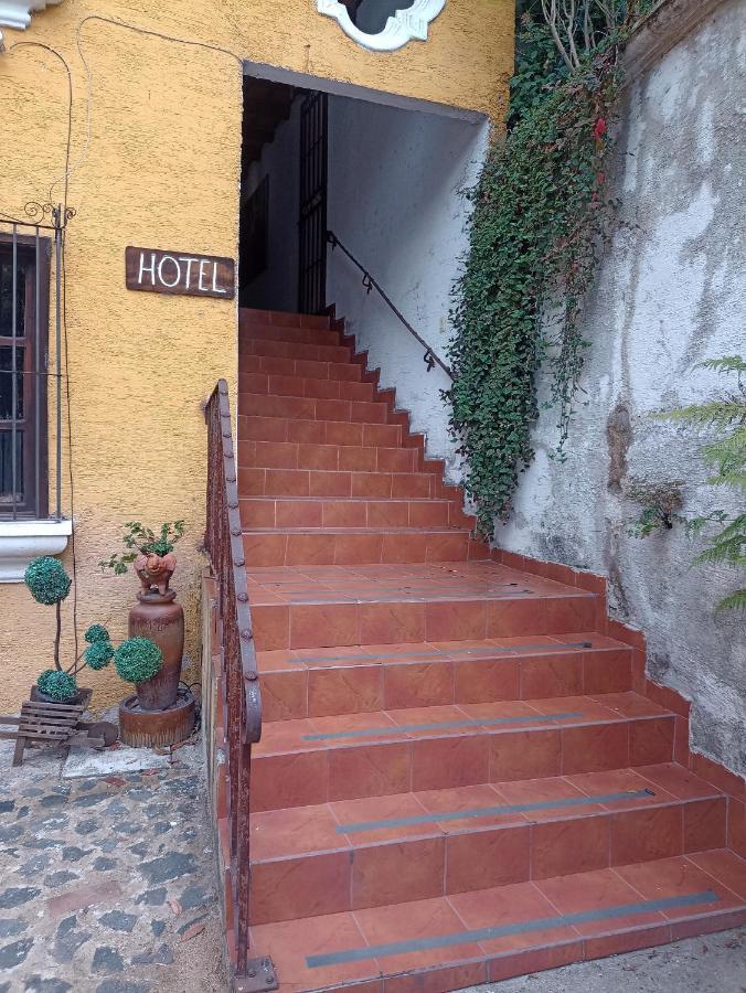 Hotel El Mirador Anexo 1 Santa Lucia Milpas Altas Екстер'єр фото